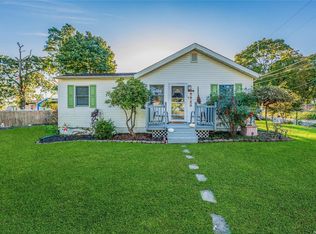 218 N 7th St, Ronkonkoma, NY 11779