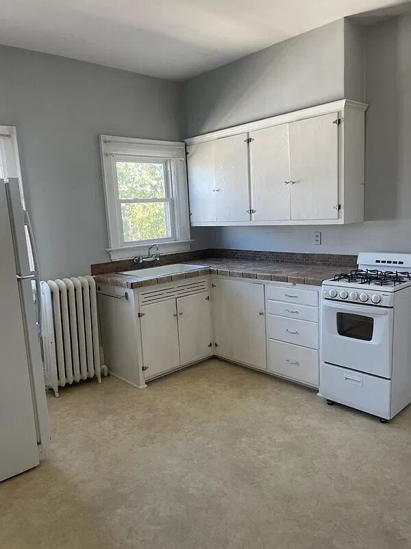 1015 Madison St — Photo 2