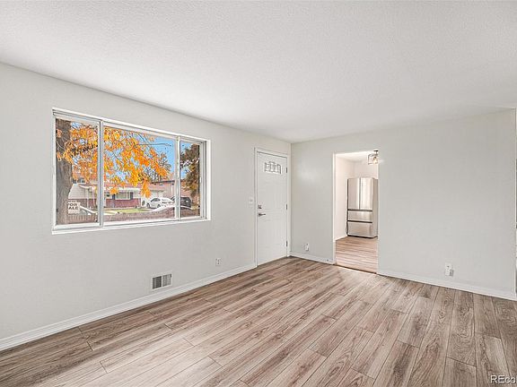 5th image of 6601 Albion Street