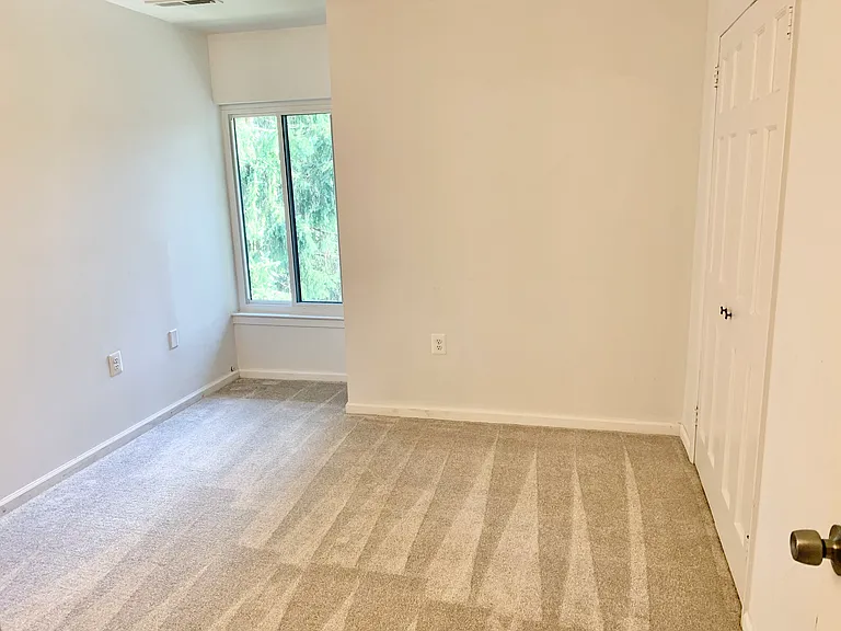 10022 Stedwick Rd #302 — Photo 7
