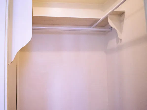 125 Peterborough St APT 43, Boston, MA 02215