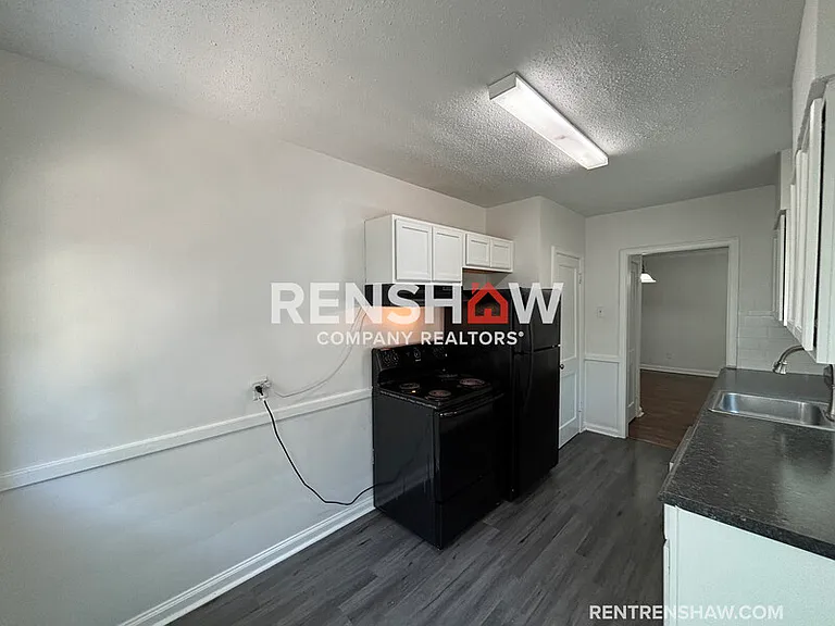 378 N Highland St — Photo 4