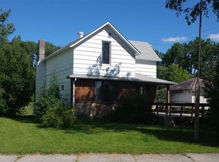 713 Hunter St, Crookston, MN 56716