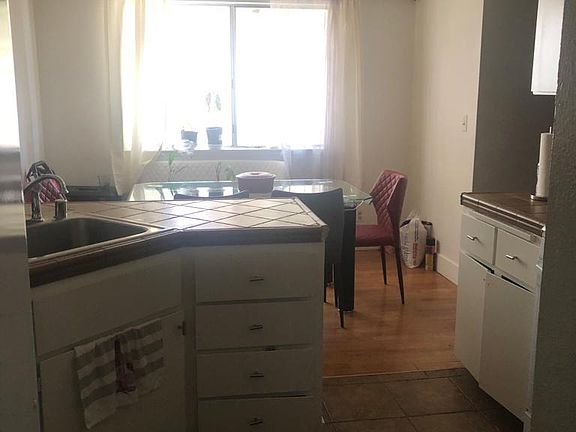 3rd image of 234 Damsen Dr