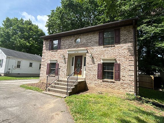 2nd image of 418 Lyndon Ln