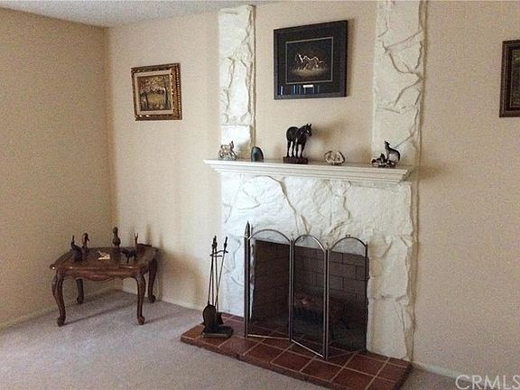 2 beautiful fireplaces in this home!