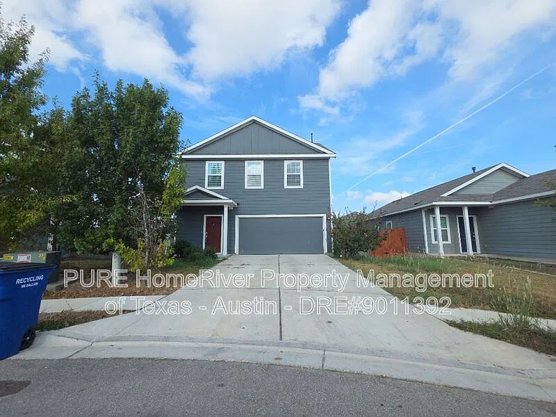 4 bed, 2.5 bath, 2003 sqft, $2,250 — Photo 2