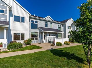 4398 46th Ave S UNIT B, Fargo, ND