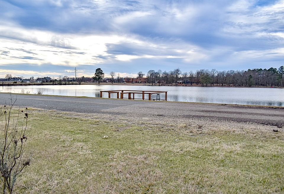 1142 Oakridge Dr, Texarkana, TX 75503 Zillow