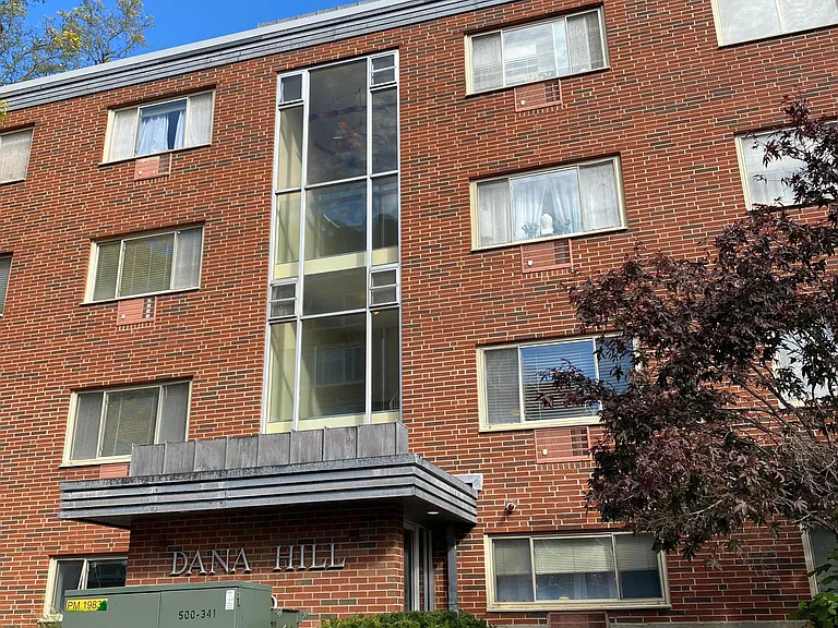329 Harvard St #32 — Photo 2