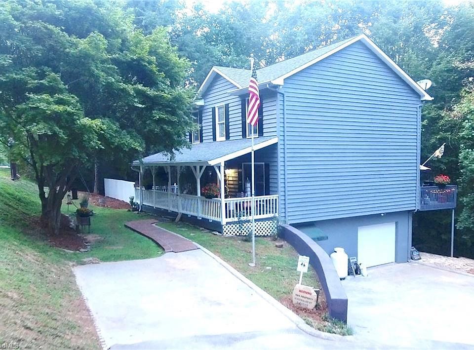 1st image of 152 Wyndham Ln