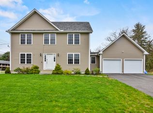 2 Pheasant Cir, Ayer, MA 01432
