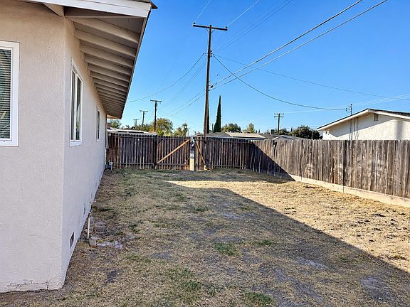 4th image of 11515 Echo Ln