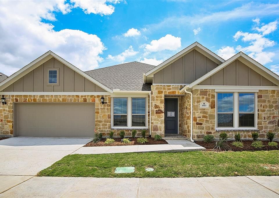 1st image of 1013 Ocean Breeze Dr