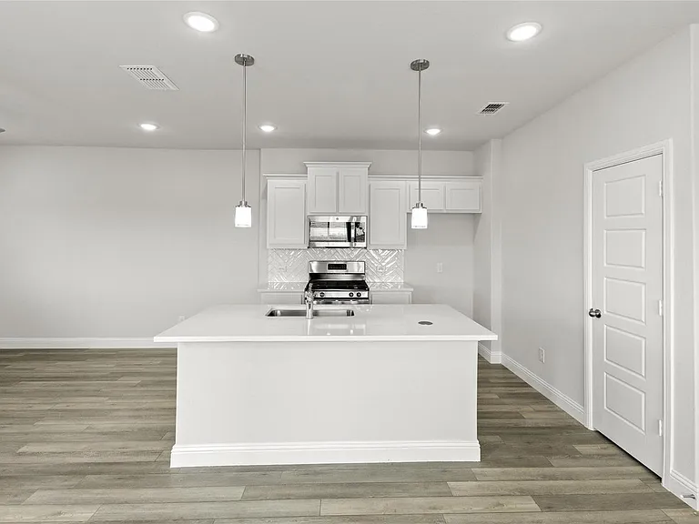 1060 Happy Holly Rd — Photo 10