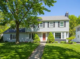 21825 Rye Rd, Shaker Heights, OH 44122