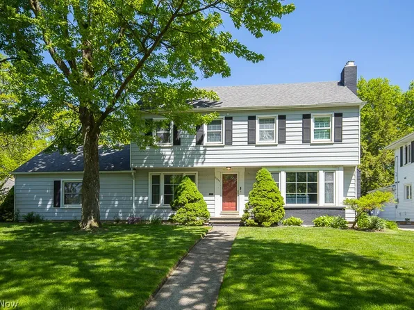 21825 Rye Rd, Shaker Heights, OH 44122