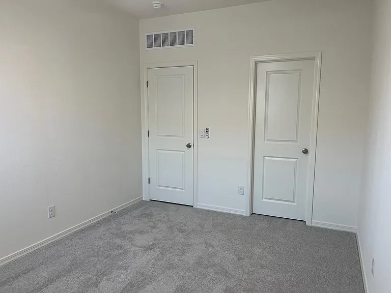 4466 N 100th Ave — Photo 24
