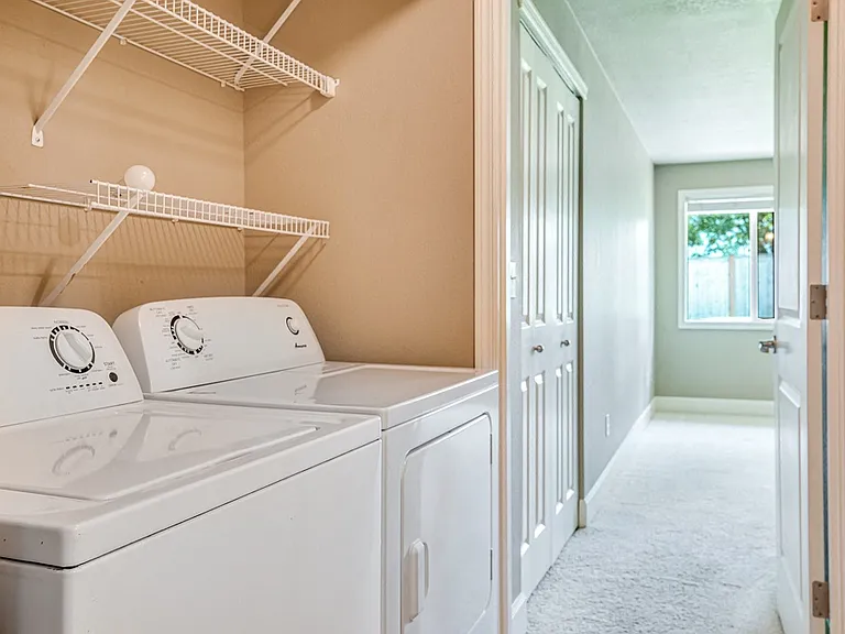 Village at The Pointe Apartments — Photo 15