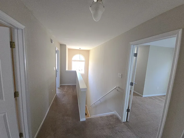 908 Terrace Ave — Photo 11
