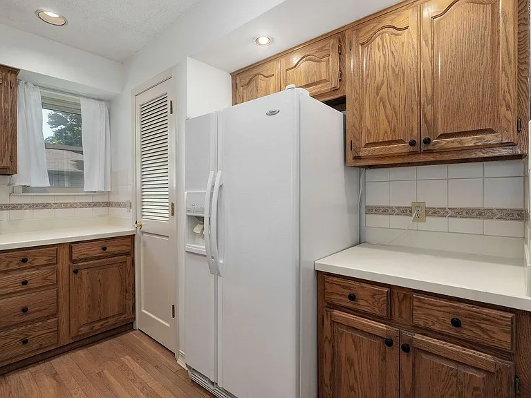4035 S Parkcrest Ave — Photo 21