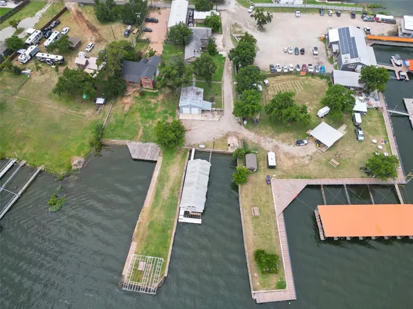 310 High Top St, Brownwood, TX 76801