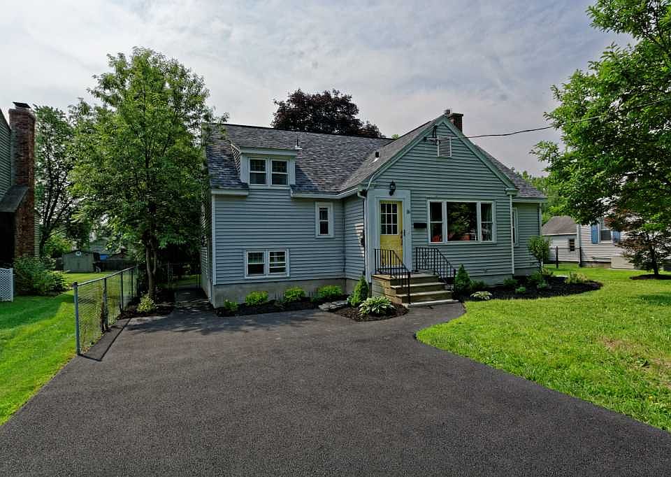1st image of 16 Sawyer Pl