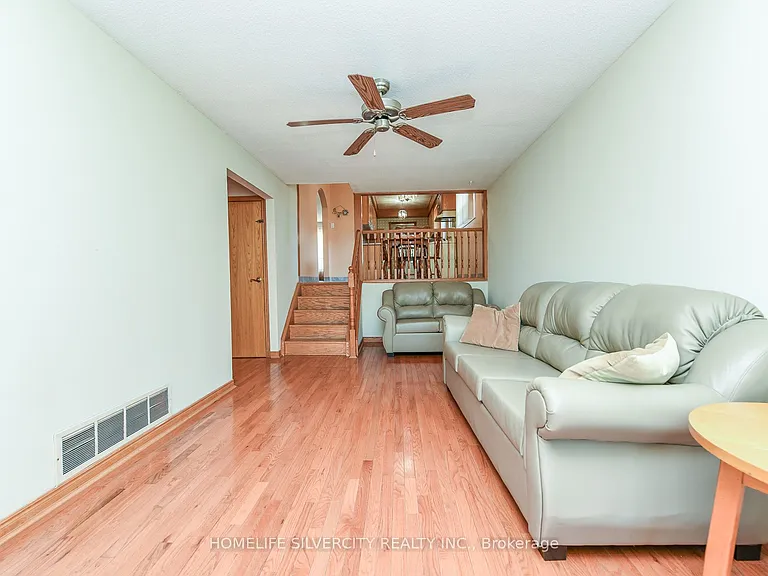 7378 Bybrook Dr — Photo 34