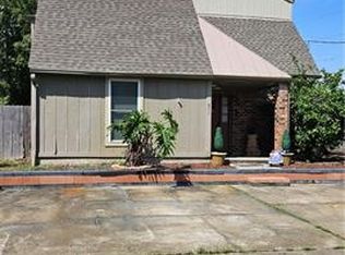311 Chestnut St, Metairie, LA 70005