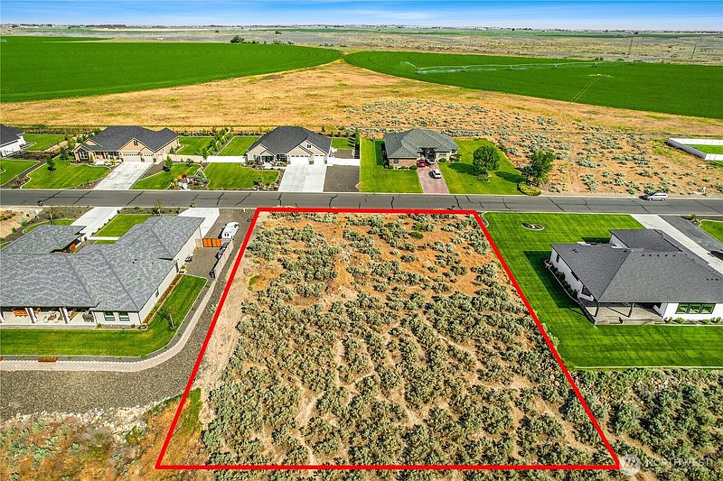 4th image of 8084 Dune Lake Road SE