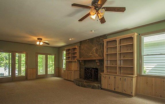 4th image of 394 E River Bend Dr