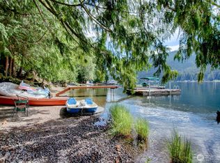 34989 N Shore Dr, Mount Vernon, WA
