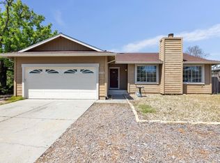 2325 Pinercrest Dr, Santa Rosa, CA 95403