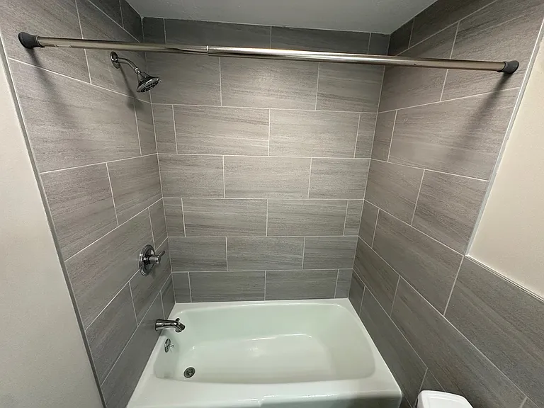 Fairfield Apartments — Photo 9