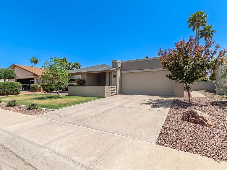8629 E San Alfredo Dr — Photo 2