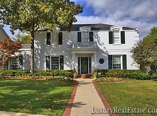 208 Virginia Pl, Fort Worth, TX 76107