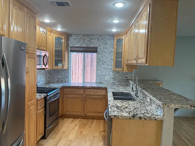 Kitchen - Closeup