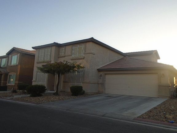 3rd image of 5344 La Quinta Hills St