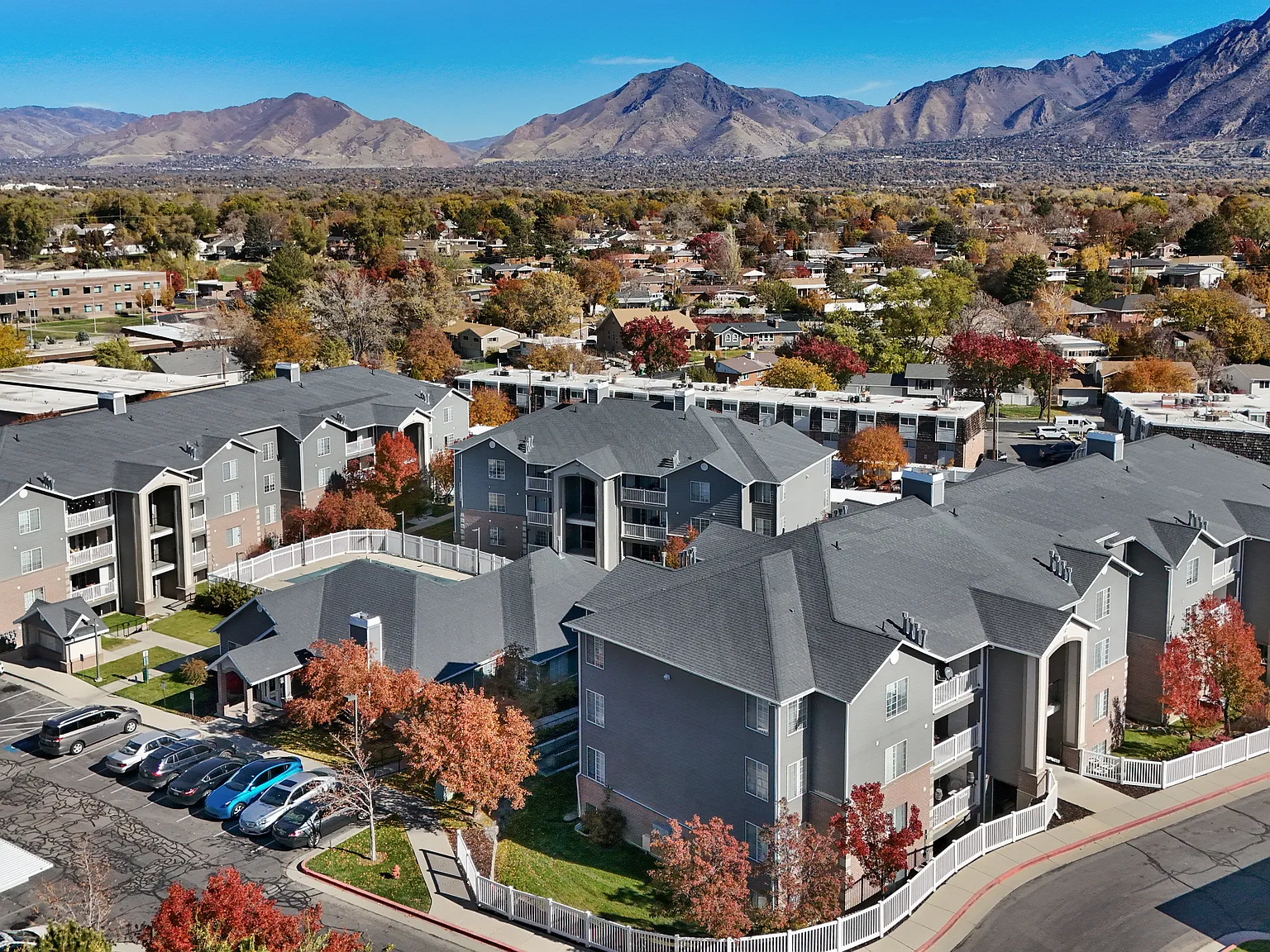 Parkgate Apartments — Photo 4