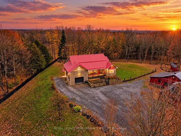 19040 County Road 25 Rd, South Glengarry, ON K0C 1B0