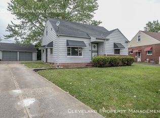 20649 Bowling Green Rd, Maple Heights, OH 44137