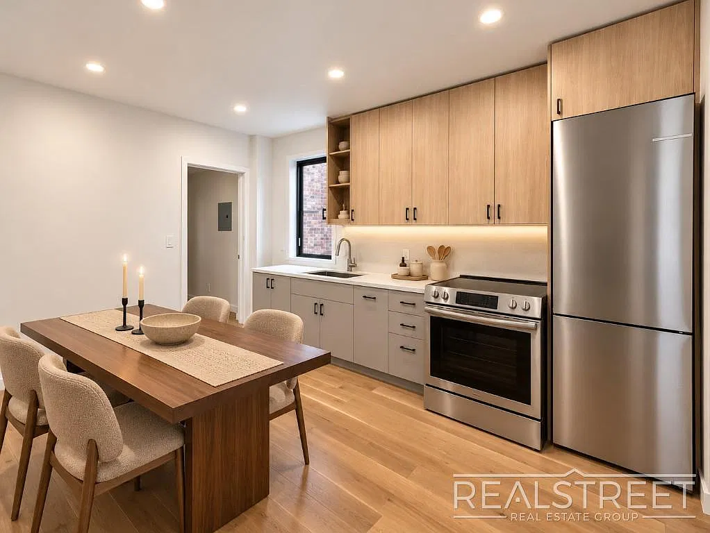 44 Coffey Street — Photo 3