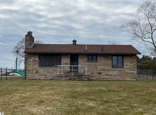 5541 N Mission Rd, Rosebush, MI 48878