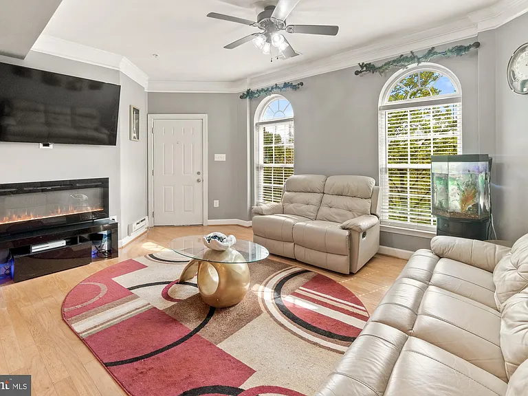 3565 Holborn Pl — Photo 5
