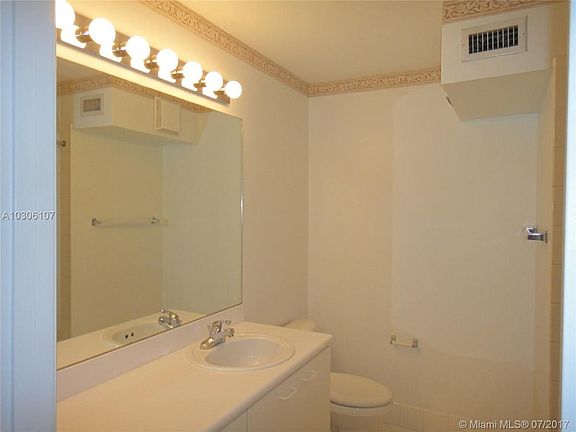 5th image of 2137 Hacienda Ter