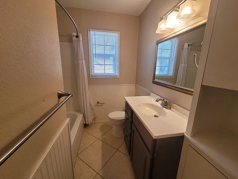114 Dolphin Ave — Photo 10