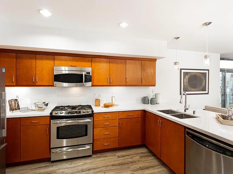 630 Thomas L Berkley Way #621 — Photo 10