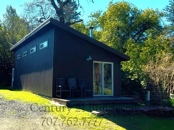 4800 Muniz Ranch Rd, Jenner, CA 95450