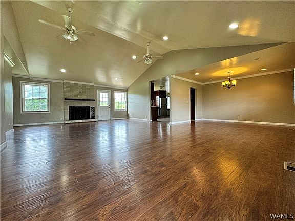 3rd image of 23 Terriwood Dr