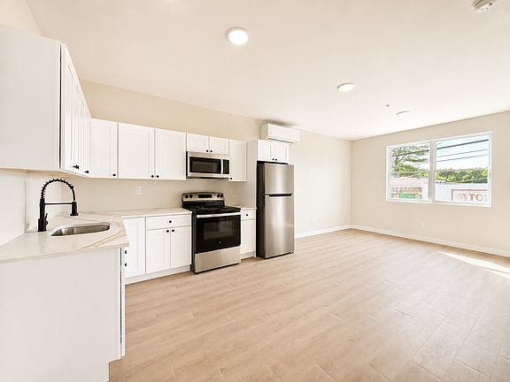 2nd image of 5220 Main St #2-A